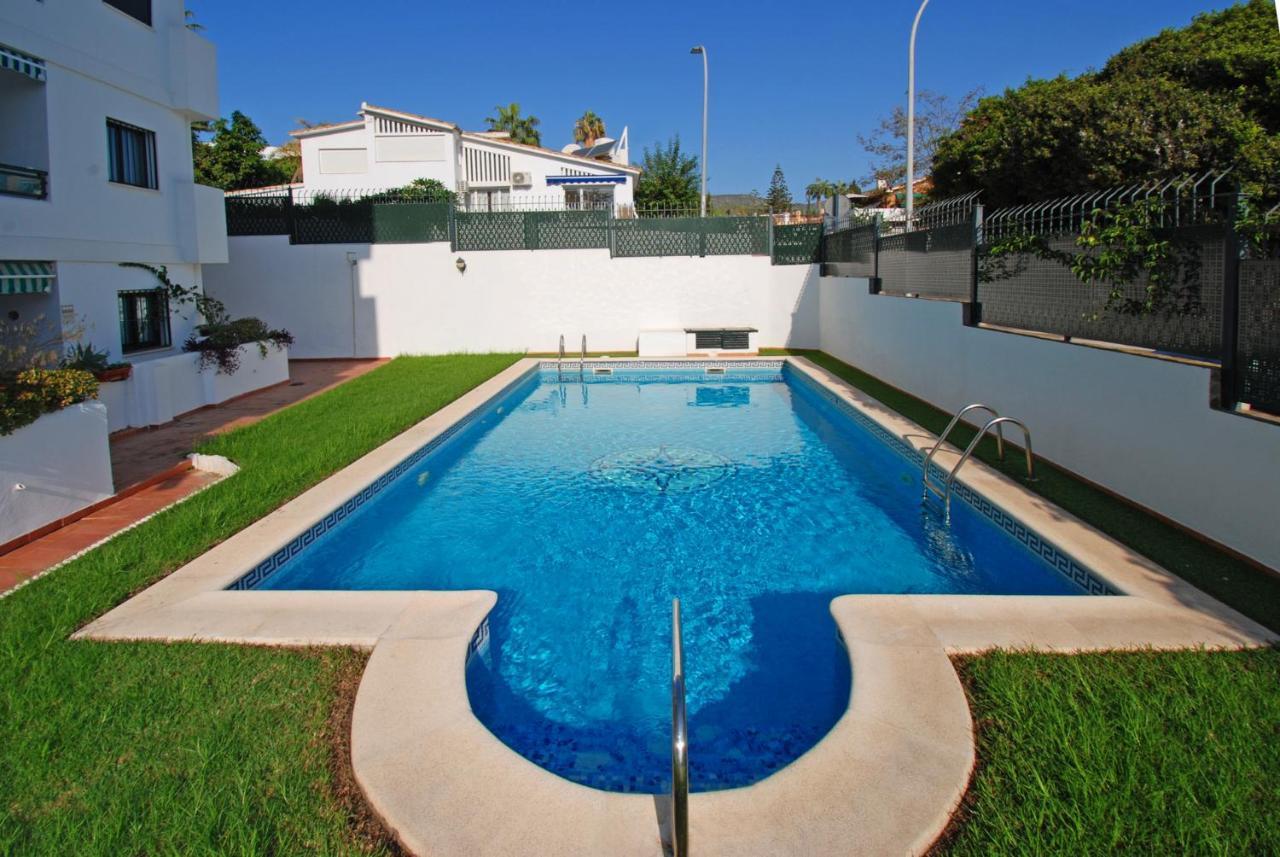 Appartamento Isla De Benalmadena 1, Jacuzzi, 80M From The Sea, Ac, Bbq, Private Parking, Big Terrace Esterno foto